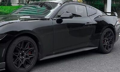 PRISES D'AIR DE VITRES ARRIERES TYPE "LOUVERS" FORD MUSTANG MK7 V2 (2023+)