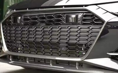 CONTOUR DE CALANDRE EN CARBONE AUDI RS6 C8 OU AUDI RS7 C8 (2019/2024)