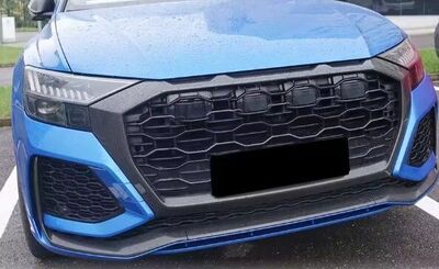 CONTOUR DE CALANDRE EN CARBONE AUDI RSQ8 (2019/2024)