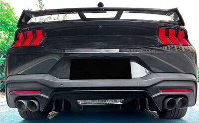 SPILITTER CENTRAL DE PARE CHOC ARRIERE EN ABS FORD MUSTANG MK7 GT PHASE 1 (2023+)
