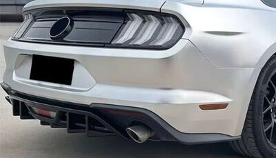 SPLITTER CENTRAL DE DIFFUSEUR ARRIÈRE EN ABS POUR FORD MUSTANG VI PHASE 2 (08-2017/2023)