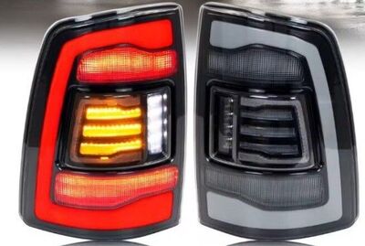 FEUX A LEDS DODGE RAM AVEC CLIGNOTANTS DTS -DYNAMIC TURN SIGNAL - (2009/2018)