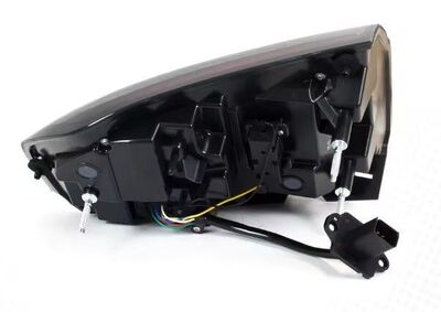 FEUX A LEDS CHRYSLER 300C MK2 AVEC CLIGNOTANTS DTS -DYNAMIC TURN SIGNAL - (2011/2014)