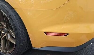 JEU DE 2 REFLECTEURS ARRIERES A LEDS FORD MUSTANG MK6 (2015/2022)
