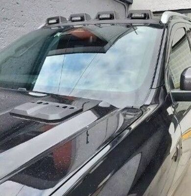 CASQUETTE DE PARE BRISE A LEDS FORD RANGER T9 V1 (2023+)