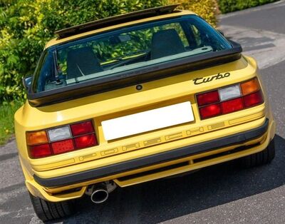 LAME DE PARE CHOC ARRIERE PORSCHE 944 (1982/1991)