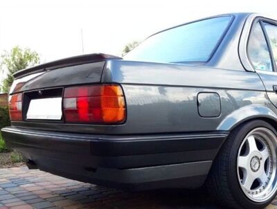 BECQUET DE COFFRE BMW E30 CLC DESIGN V1 (1982/1994)