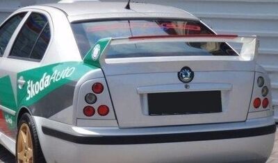 BECQUET DE COFFRE SKODA OCTAVIA 1U EVOLUTION MTD DESIGN - TGT (1996/2004)