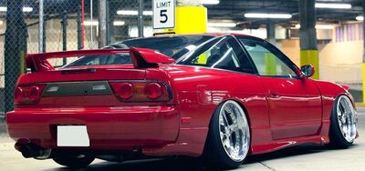 BECQUET DE COFFRE NISSAN S13 CLC DESIGN (1989/1993)