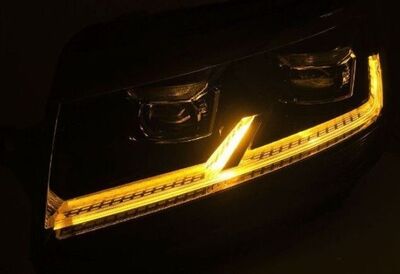 PHARES A LEDS TUBE LIGHT "FULL LEDS" VW BUS T6 PHASE 1 avec vrais feux de jour et clignotants à leds avec fonction DTS-Dynamic Turn Signal- VERSION 5 (2015/04-2019)