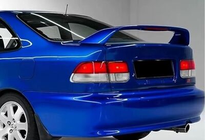 BECQUET DE COFFRE HONDA CIVIC VI COUPE AVEC FEU STOP (1996/2001)