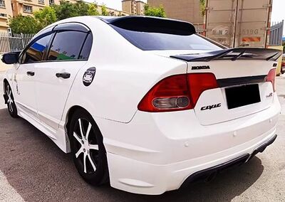 AILERON DE COFFRE HONDA CIVIC VIII 4 PORTES "DUCKTAIL STYLE" (2006/2011)