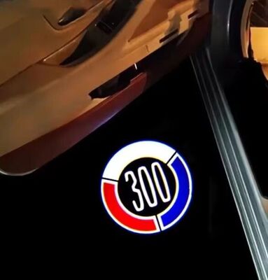 ECLAIRAGE WELCOME LIGHT siglé GAMME CHRYSLER
