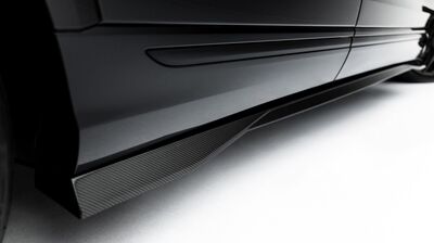 JEU DE BAS DE CAISSE (RAJOUTS EN CARBONE)  AUDI Q8 3M S LINE OU SQ8 PHASE 2 (2023+)