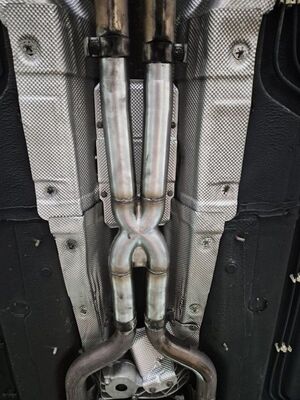 TUBE INOX CENTRAL MASERATI Quattroporte (2006-2014) SEDAN 4,2 295/298 kW ou 4,7 317/323KW MASERATI Granturismo/Grancabrio (2008-2016) COUPE/CABRIOLET 4,2 295/298 kW ou 4,7 317/323KW