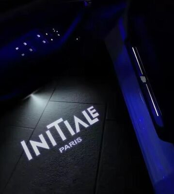 ECLAIRAGE WELCOME LIGHT siglé GAMME RENAULT