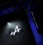 ECLAIRAGE WELCOME LIGHT siglé GAMME RENAULT