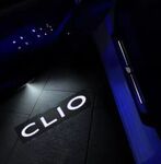 ECLAIRAGE WELCOME LIGHT siglé GAMME RENAULT