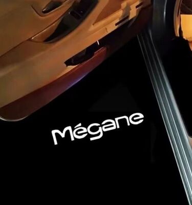 ECLAIRAGE WELCOME LIGHT siglé GAMME RENAULT