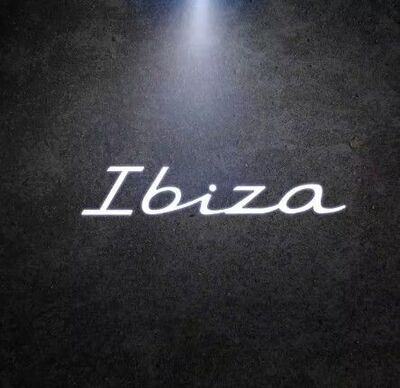 ECLAIRAGE WELCOME LIGHT siglé GAMME CUPRA / SEAT (IBIZA,ATECA,LEON,FR) ,GAMME SEAT