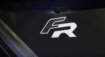 ECLAIRAGE WELCOME LIGHT siglé GAMME CUPRA / SEAT (IBIZA,ATECA,LEON,FR) ,GAMME SEAT ET FINITION FR