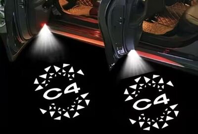 ECLAIRAGE WELCOME LIGHT siglé CITROEN C4