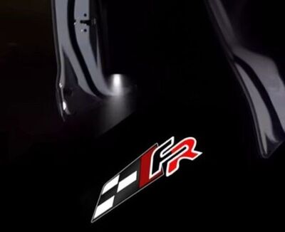ECLAIRAGE WELCOME LIGHT siglé GAMME CUPRA / SEAT (IBIZA,ATECA,LEON,FR) ,GAMME SEAT ET FINITION FR
