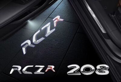 ECLAIRAGE WELCOME LIGHT"USB" siglé GAMME PEUGEOT 208 OU RCZ R