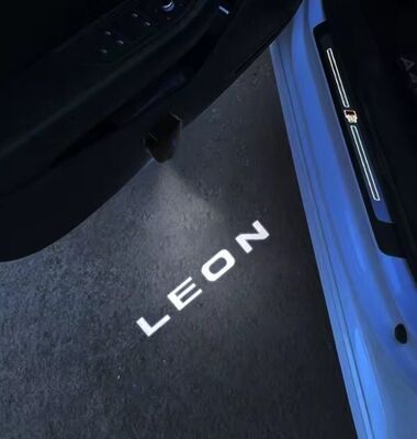 ECLAIRAGE WELCOME LIGHT"USB" siglé GAMME VW POLO,TOURAN,SCIROCCO,TIGUAN