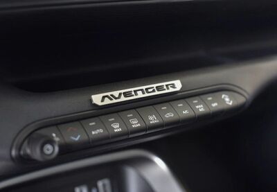 SET D'ENJOLIVEURS ALU INTERIEUR JEEP AVENGER (2023+)