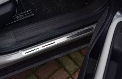 SEUILS DE PORTES EXTERIEURS ALU ET CARBONE FIAT 600E (2023+)