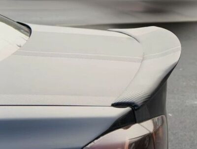 BECQUET DE COFFRE MITSUBISHI LANCER EX (2008/2015)