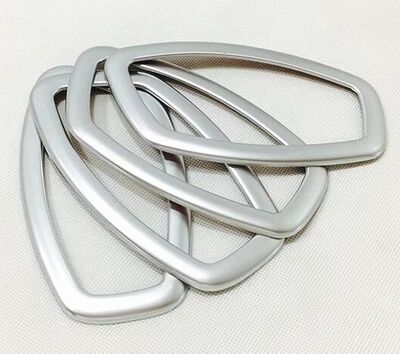 ENJOLIVEURS DE POIGNEES DE PORTES INTERIEURES (AVANT+ARRIERE)  RENAULT CLIO IV (2012/2019)