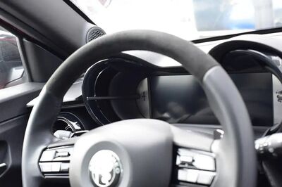 ENJOLIVEURS DE BLOC COMPTEURS ALFA ROMEO JUNIOR (2024+)