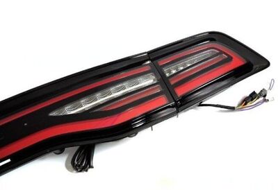 FEUX A LEDS "LEDS BAR" DODGE CHARGER AVEC CLIGNOTANTS DTS -DYNAMIC TURN SIGNAL - FONCTION D'ACCUEIL-(2011/2014)