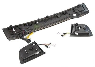 FEUX A LEDS "LEDS BAR" DODGE CHARGER AVEC CLIGNOTANTS DTS -DYNAMIC TURN SIGNAL - FONCTION D'ACCUEIL-(2011/2014)