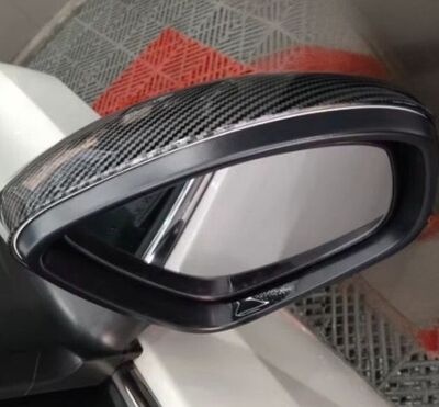COQUES DE RETROVISEURS CARBONE LOOK RENAULT 5 E-TECH (2024+)