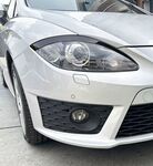 PAUPIERES DE PHARES SEAT LEON/TOLEDO/ALTEA 1P/5P PIANO BLACK OU CARBONE LOOK FINISH (2005/2012)