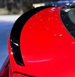 BECQUET DE COFFRE AUDI A5 III B10 BERLINE PIANO BLACK OU CARBONE LOOK (2025+)