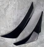 SPLITTERS "CANARDS" DE PARE CHOC AVANT BMW SERIE 1 F70 / BMW SERIE 2 GRAN COUPE F74 PACK M PIANO BLACK OU CARBONE LOOK (10-2024+)
