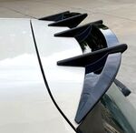 BECQUET DE TOIT 2 PARTIES VW GOLF VI STANDARD OU GTI PIANO BLACK OU CARBONE LOOK (2008/2012)