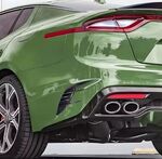 SPLITTERS LATERAUX SUPERIEURS DE PARE CHOC ARRIERE KIA STINGER PIANO BLACK OU CARBONE LOOK V2 (2017+)