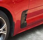 PRISES D'AIR D'AILES AVANT KIA STINGER PIANO BLACK OU CARBONE LOOK (2017/2023)