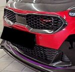CONTOUR DE CALANDRE EN CARBONE KIA STINGER (2017/2023)