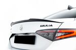 EXTENSION DE BECQUET DE COFFRE ALFA ROMEO GIULIA (2017+)