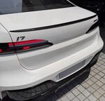 BECQUET DE COFFRE EN FIBRE A PEINDRE,NOIR BRILLANT OU CARBONE (VERNI OU FORGE) BMW SERIE 7 G70 / I7 G70  (2022+)