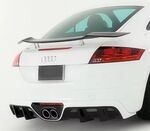 BECQUET DE COFFRE AUDI TT8J PIANO BLACK OU CARBONE "ROWEN STYLE" (2006/2014)