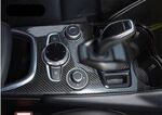 ENJOLIVEUR DE CONSOLE CENTRALE CARBONE ALFA ROMEO GIULIA / ALFA ROMEO STELVIO PHASE 2 (2020/2023)