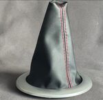 SOUFFLET DE LEVIER DE VITESSE EN CUIR RENAULT MEGANE II (2002/2008)