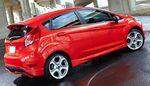 JEU DE BAS DE CAISSE FORD FIESTA MK7 5 PORTES STANDARD "ST LOOK" (2008/2017)